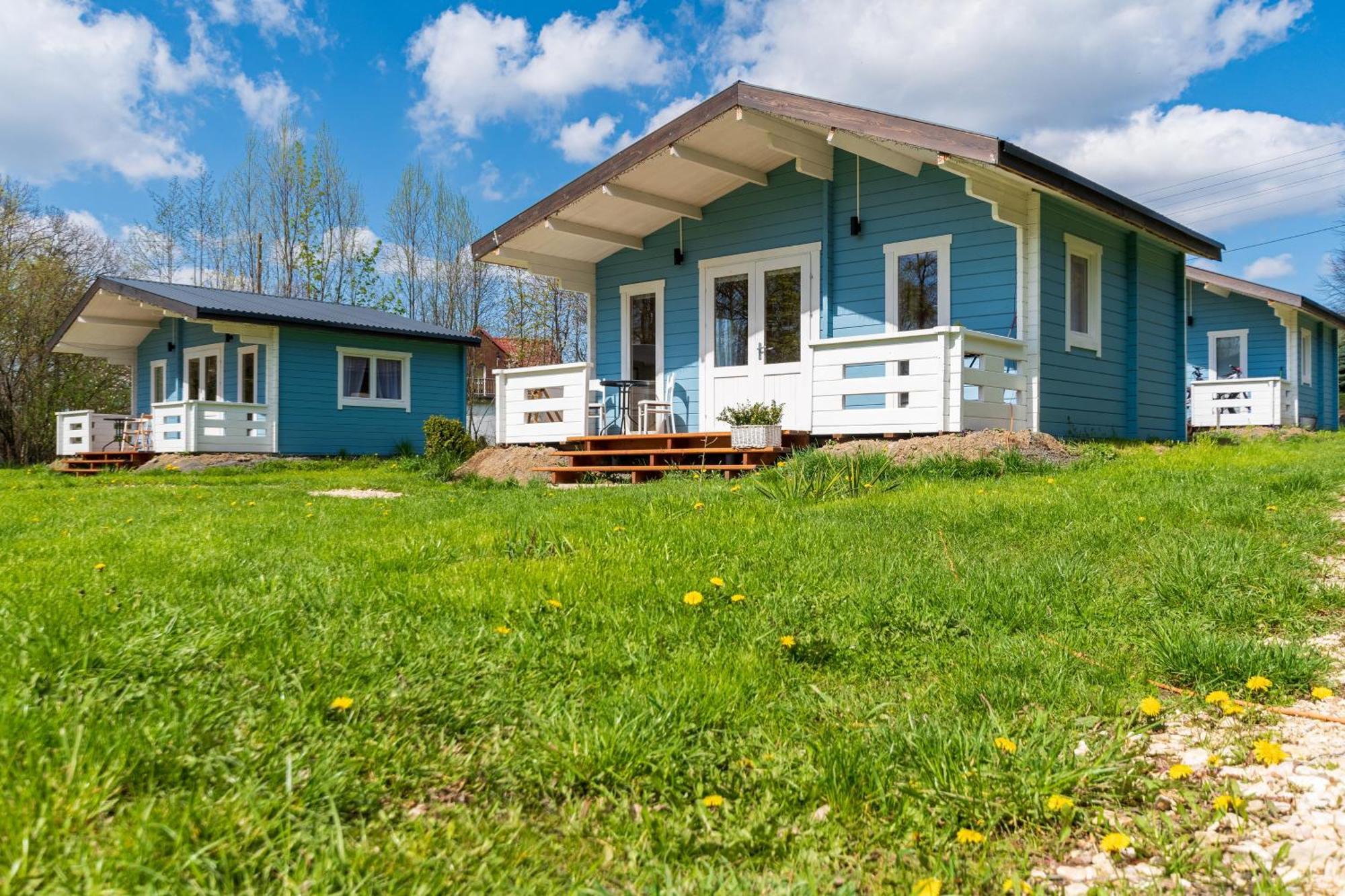 Domek Caloroczny Na Wylacznosc Niebieska Osada Nad Gorskim Potokiem Stary Waliszow Экстерьер фото