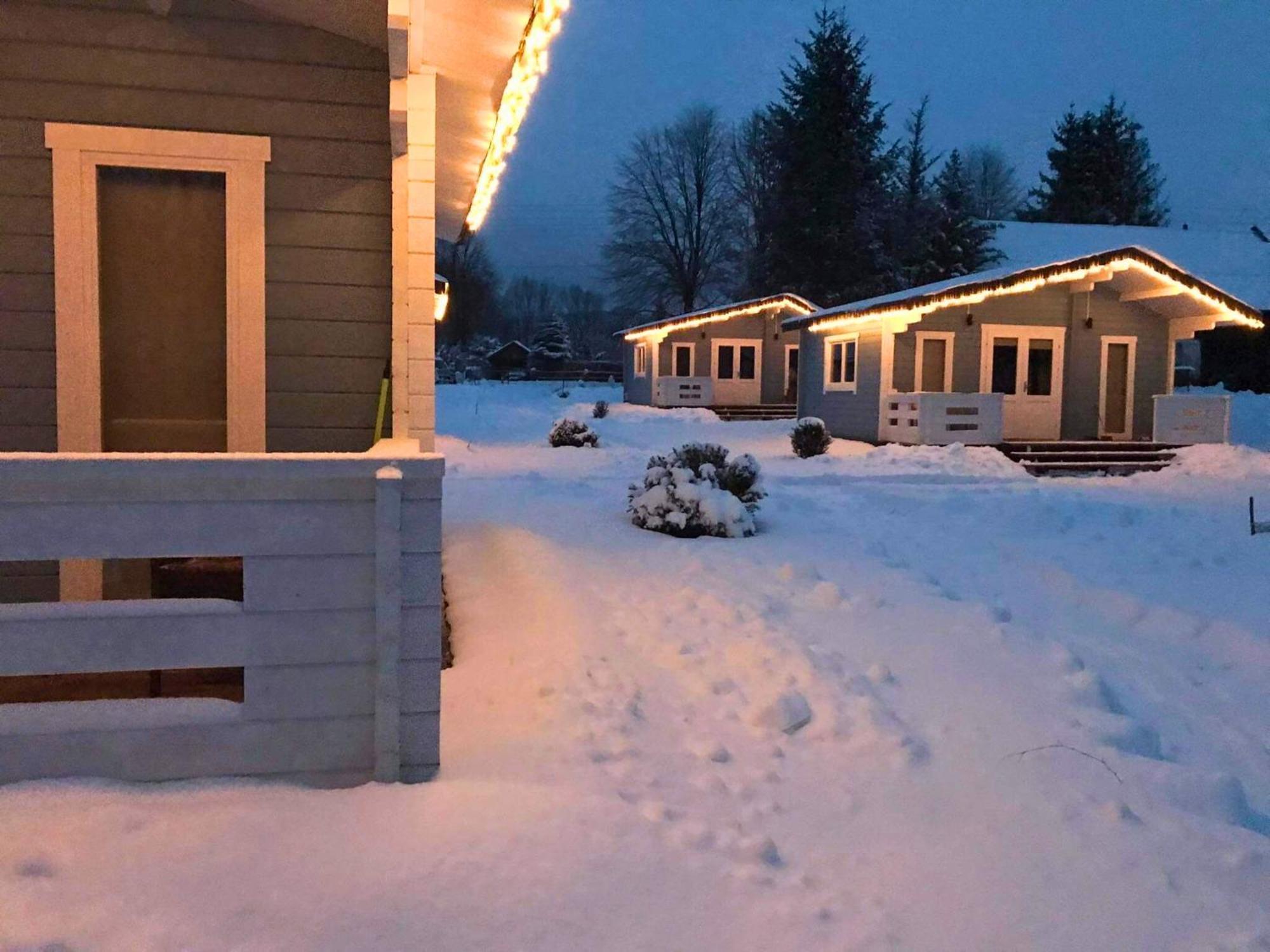 Domek Caloroczny Na Wylacznosc Niebieska Osada Nad Gorskim Potokiem Stary Waliszow Экстерьер фото